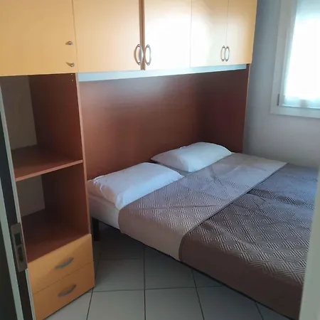 Apartment In Rosolina Mare 25013 *